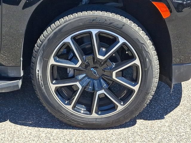 Used 2024 Chevrolet Tahoe RST AWD/4WD image 25