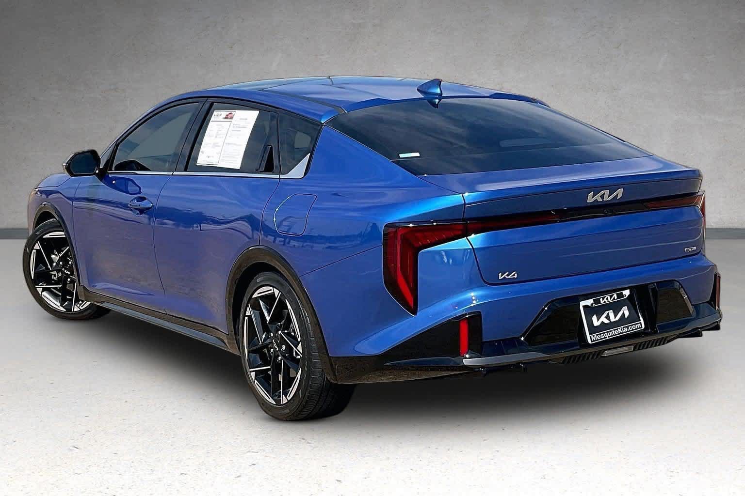 Certified 2025 Kia K4 GT-Line w/ GT-Line Premium Package FWD image 4