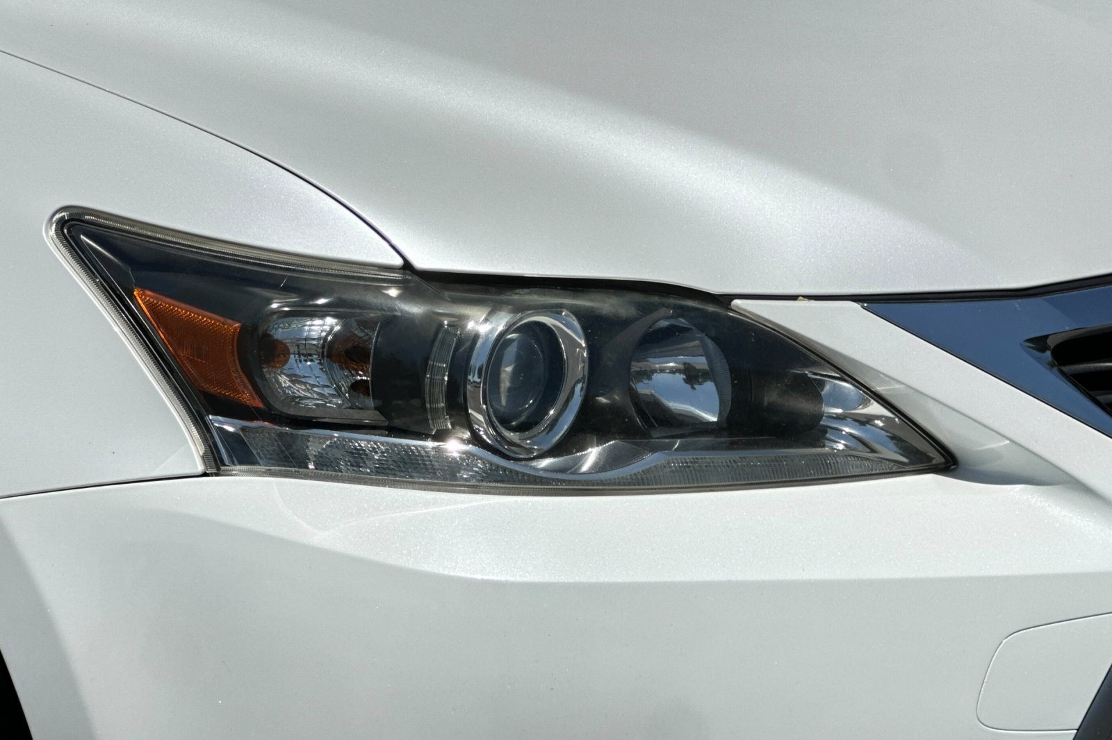 Used 2014 Lexus CT 200h FWD image 11