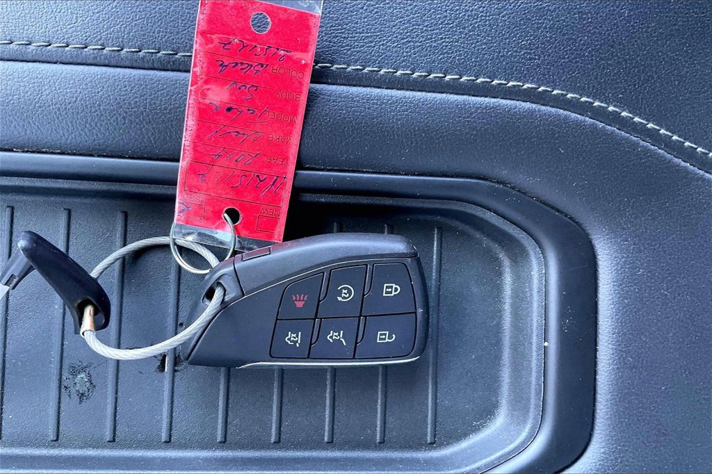 Used 2024 Chevrolet Tahoe LT image 10