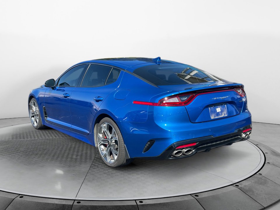 Used 2021 Kia Stinger GT2 image 5