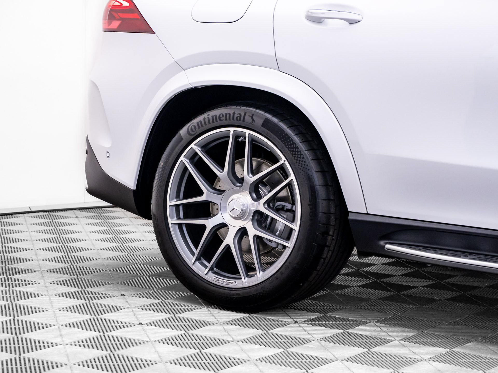 New 2026 Mercedes-Benz GLE 53 AMG 4MATIC image 42