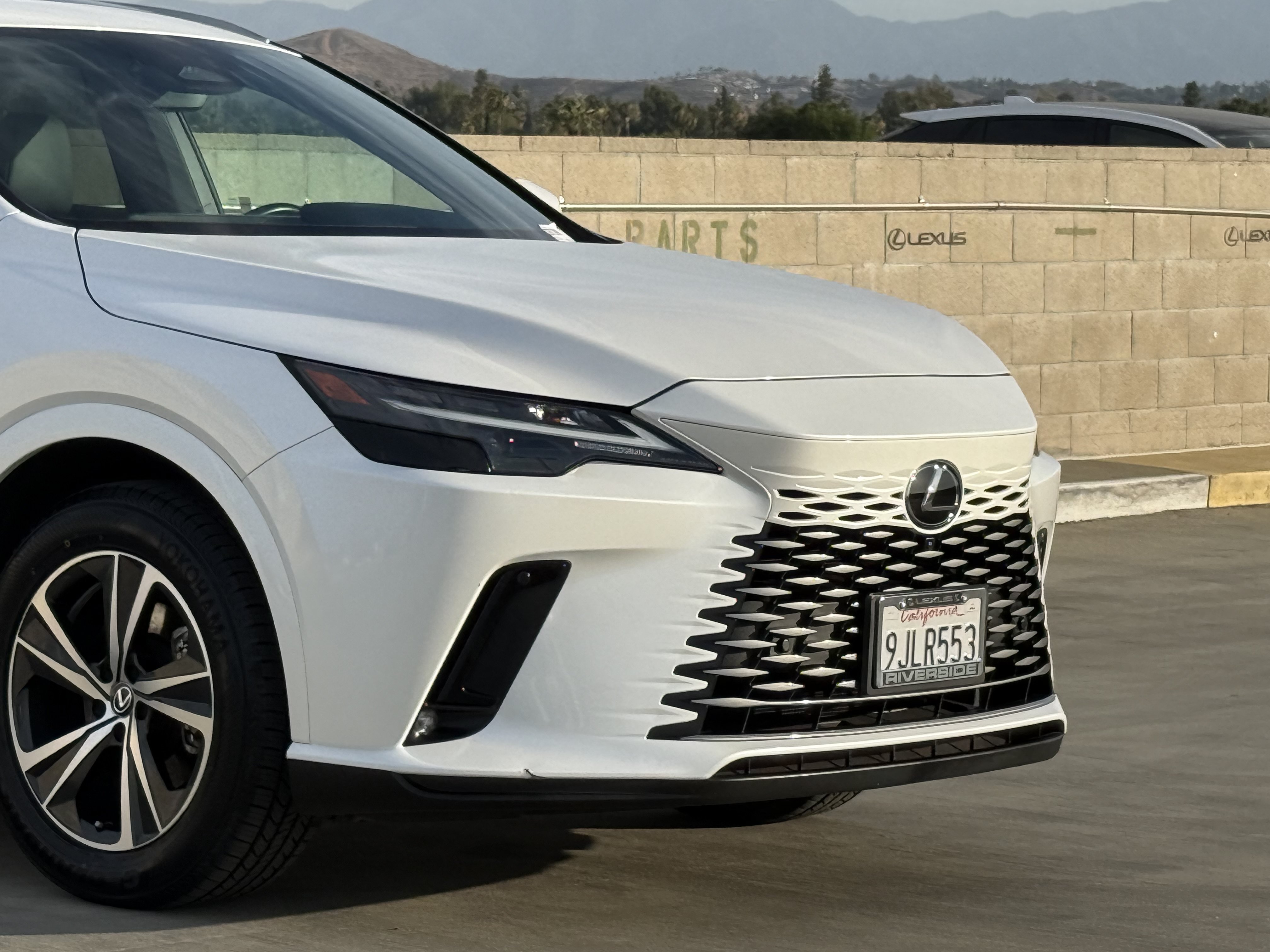 Certified 2024 Lexus RX 350 Premium w/ Convenience Package FWD image 3