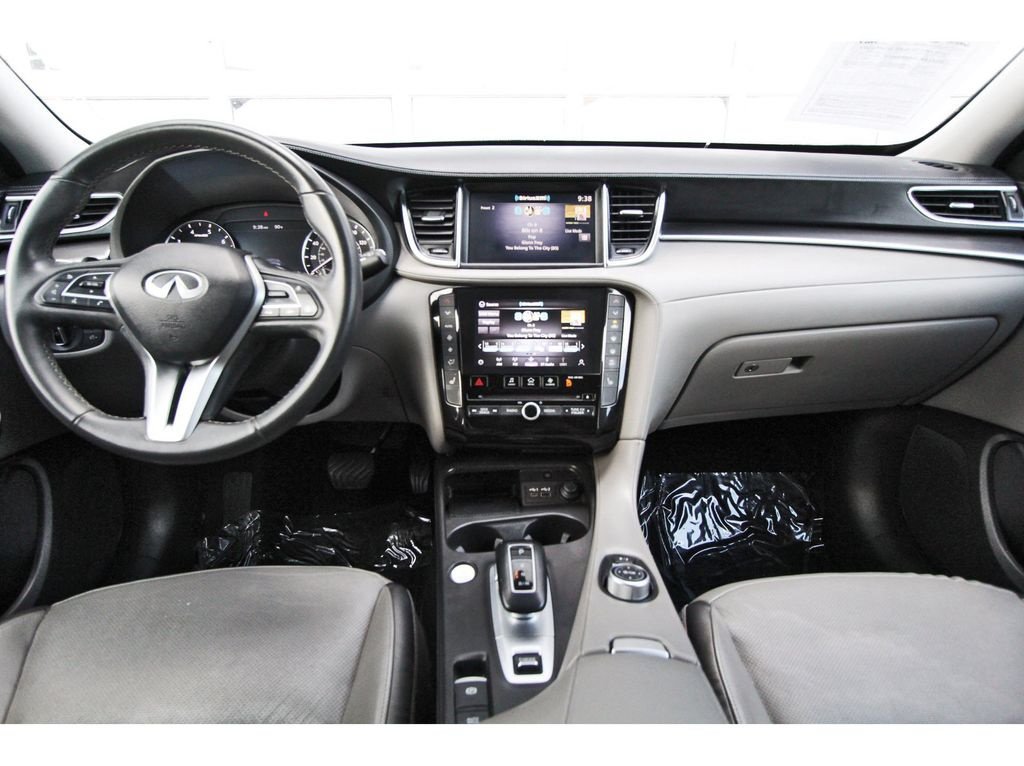 Used 2023 INFINITI QX50 Luxe FWD image 9