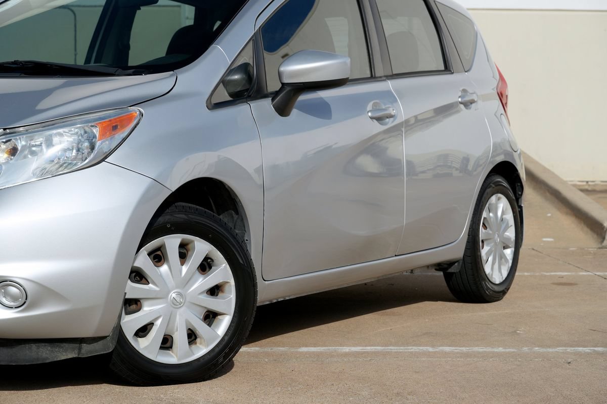 Used 2015 Nissan Versa Note SV FWD image 22