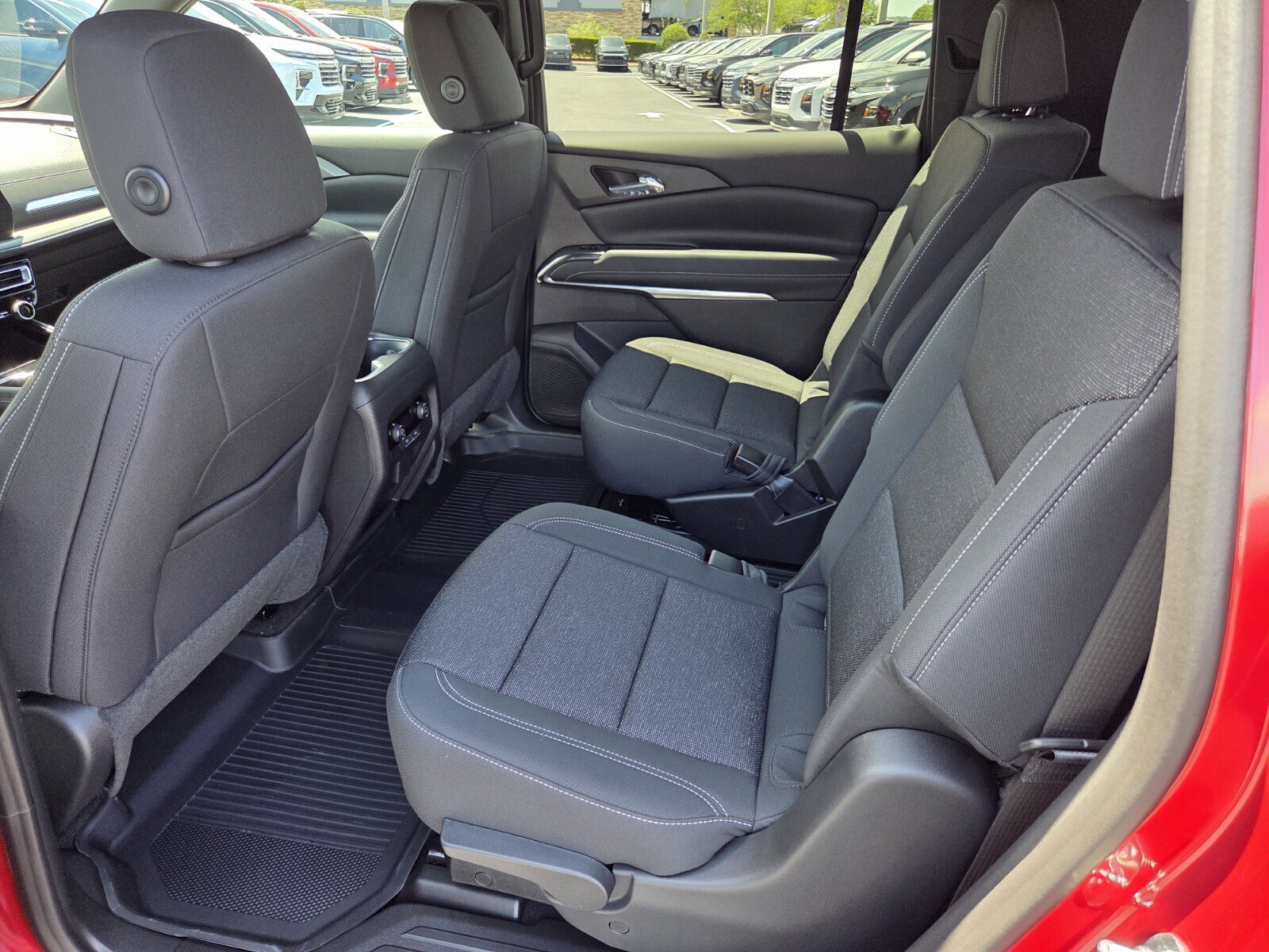 New 2026 Chevrolet Traverse LT FWD image 6