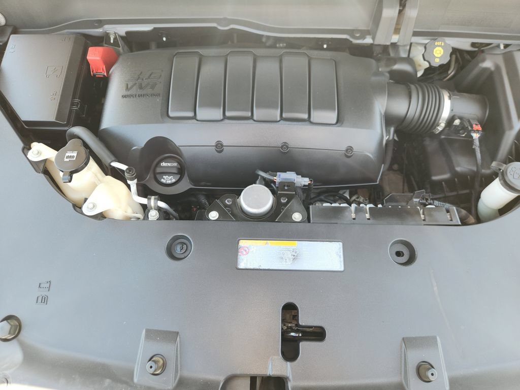 Used 2016 GMC Acadia SLE FWD image 30