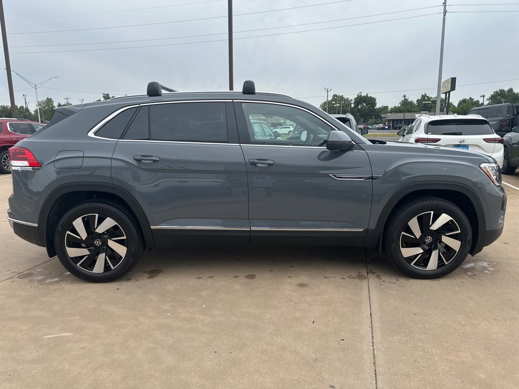 New 2025 Volkswagen Atlas Cross Sport SEL image 6