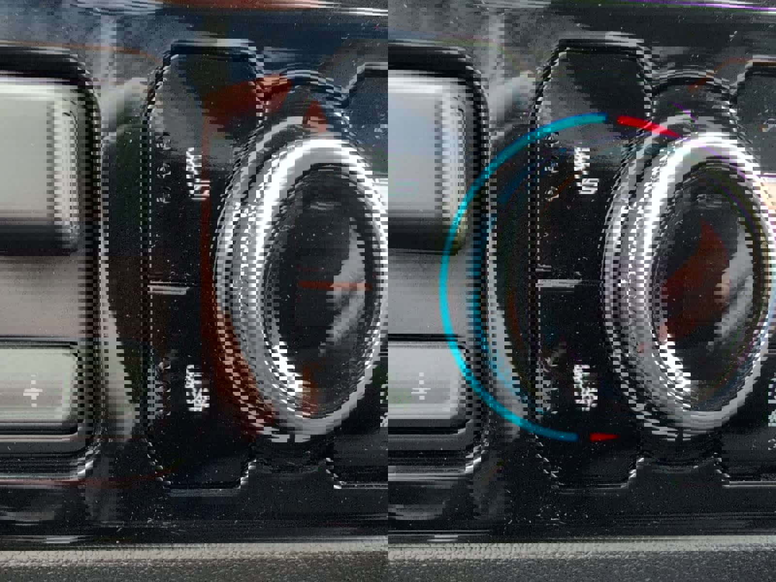 Used 2023 GMC Sierra 1500 Elevation image 2