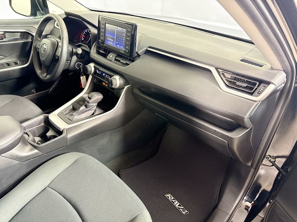 Used 2021 Toyota RAV4 LE w/ Carpet Mat Package (TMS) FWD image 25
