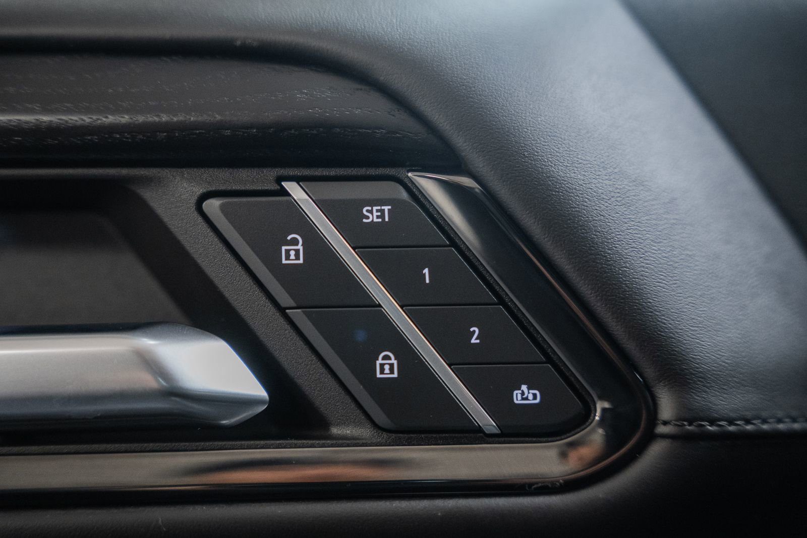 Used 2023 GMC Sierra 1500 AT4X image 49