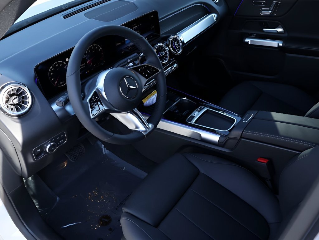 New 2026 Mercedes-Benz GLB 250 4MATIC image 30