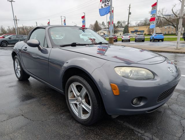 Used 2006 MAZDA MX-5 Miata Touring image 7