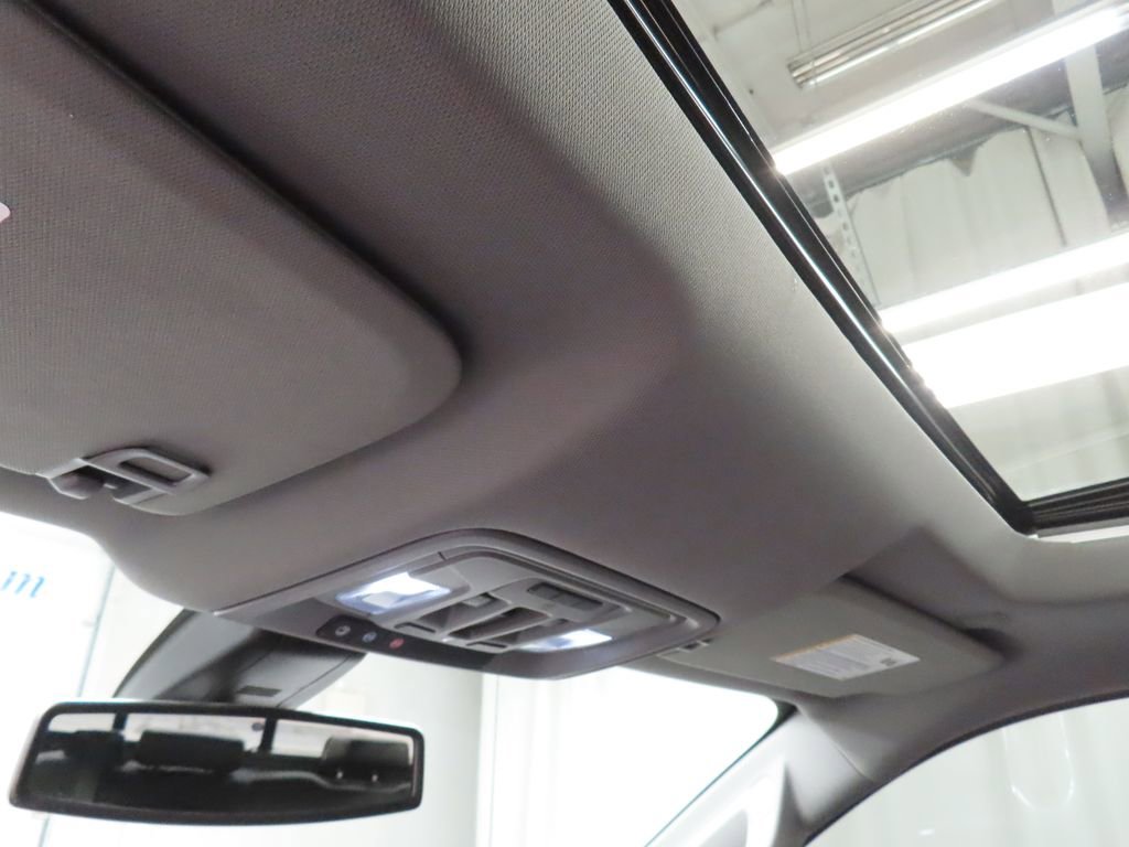 Used 2020 GMC Sierra 1500 SLT w/ SLT Premium Plus Package image 25