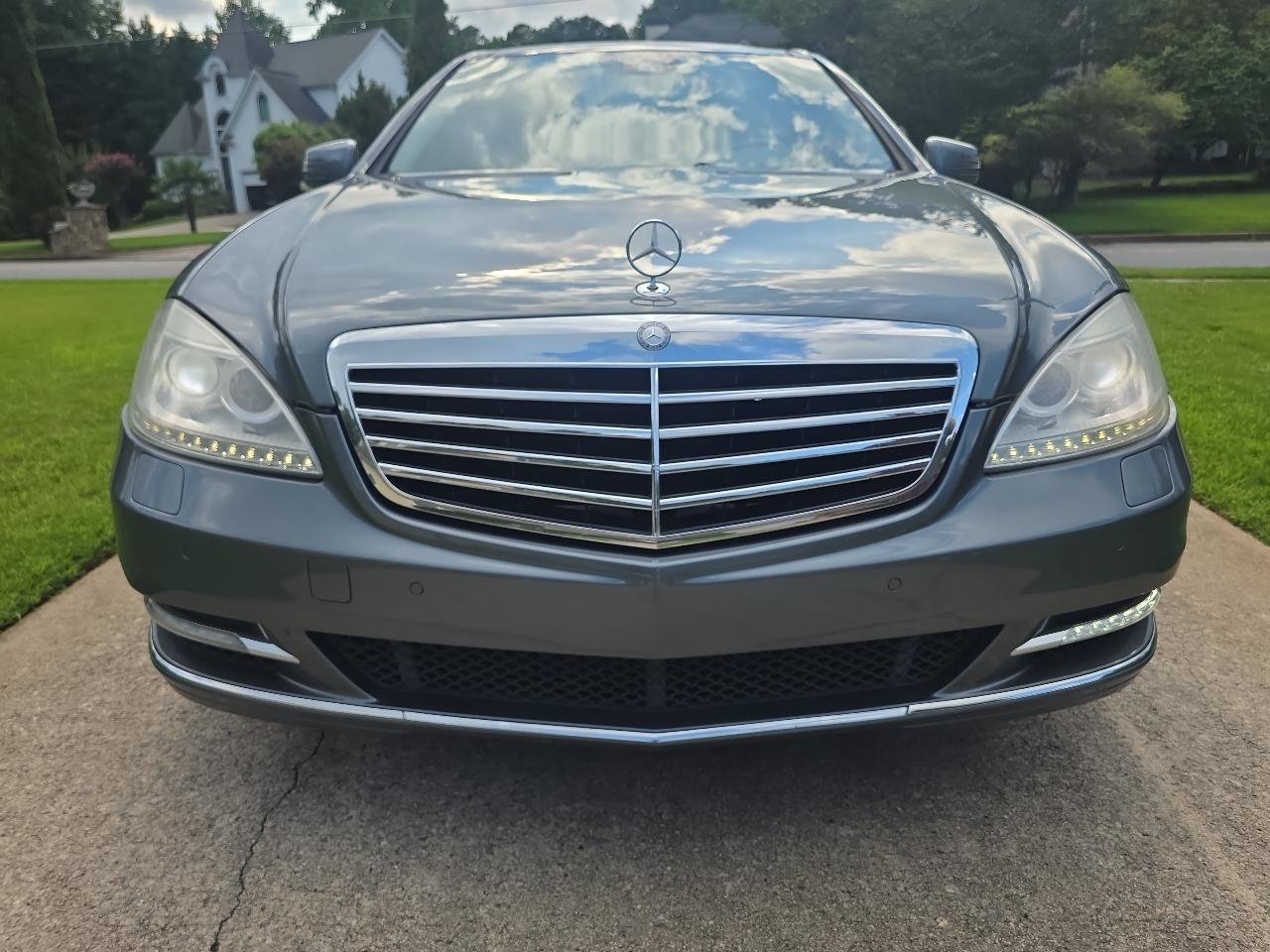Used 2011 Mercedes-Benz S 550 4MATIC w/ Premium 2 Pkg image 9
