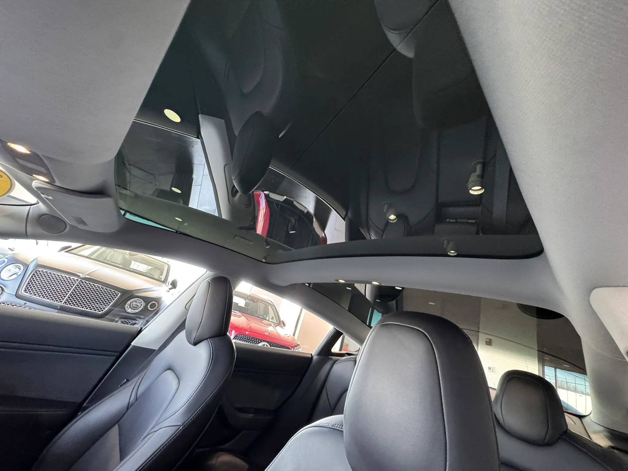 Used 2018 Tesla Model 3 Long Range image 32