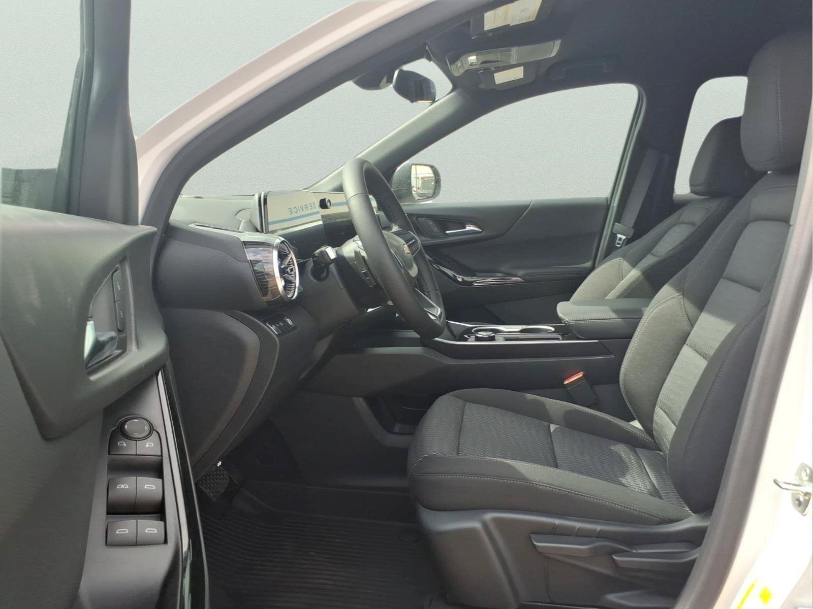 New 2026 Chevrolet Equinox LT w/ LPO, Floor Liner Package FWD image 15