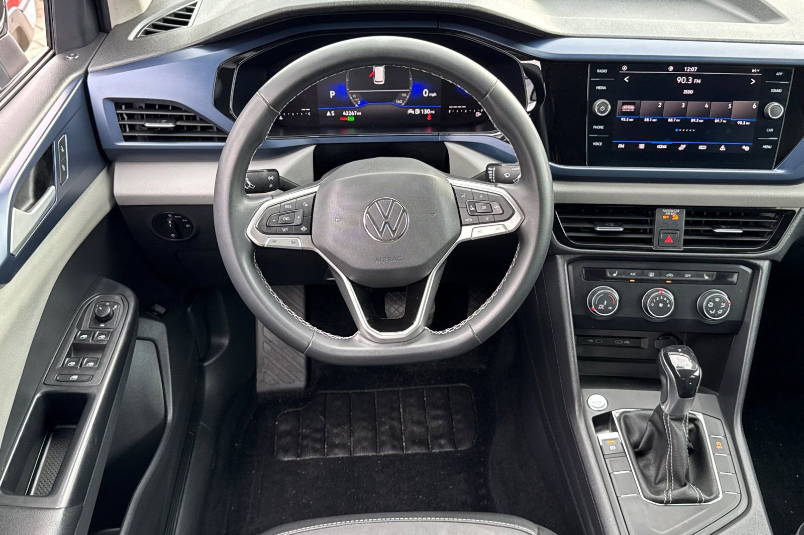 Used 2022 Volkswagen Taos SE image 14