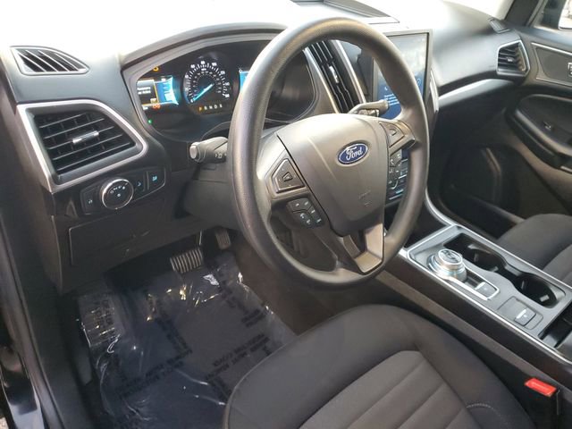 Certified 2022 Ford Edge SE w/ Black Appearance Package image 16