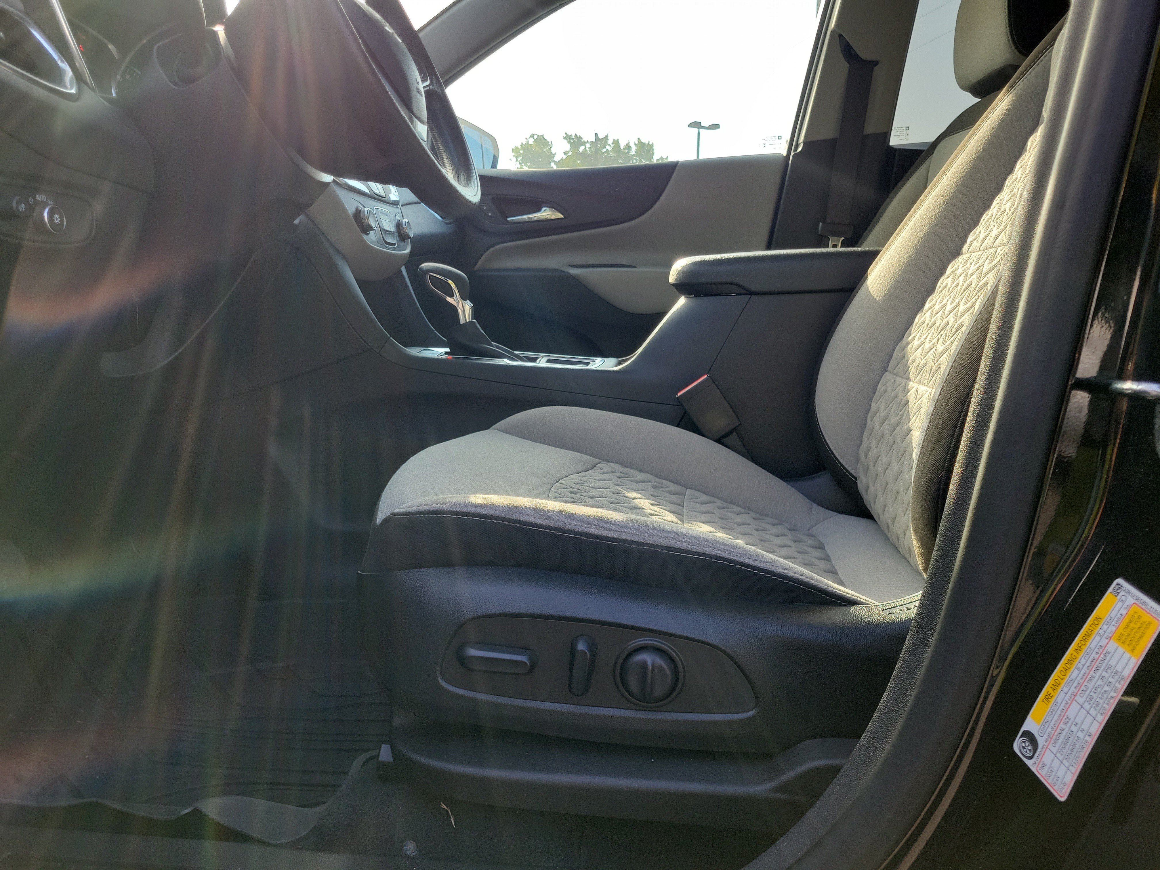 Used 2024 Chevrolet Equinox LS w/ LS Convenience Package AWD/4WD image 16