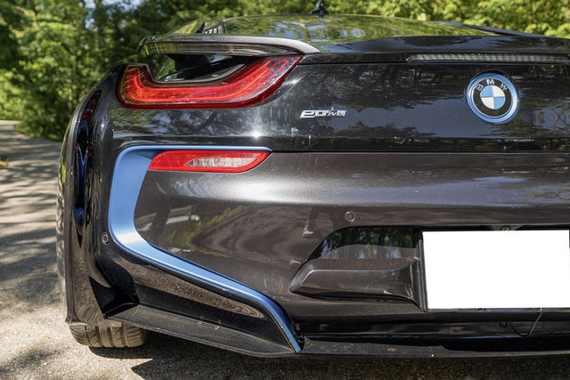 Used 2015 BMW i8 AWD/4WD image 46