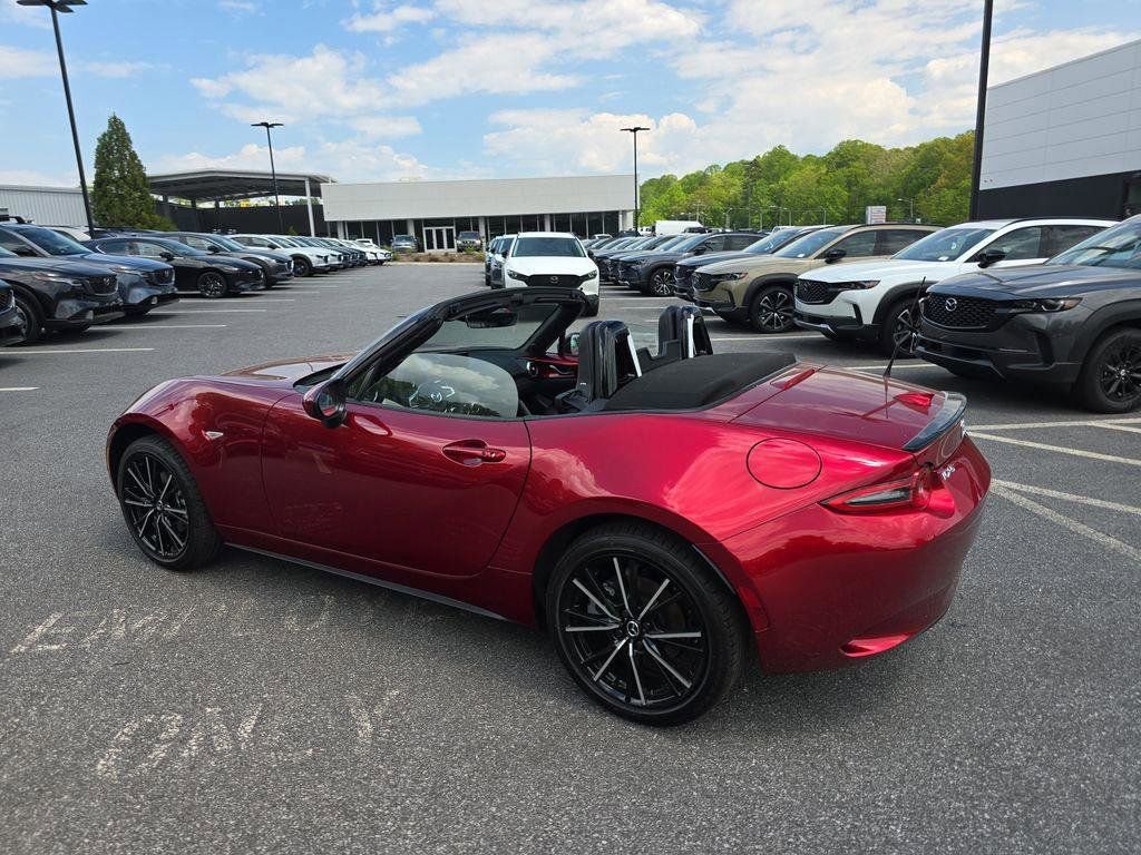 New 2026 MAZDA MX-5 Miata Grand Touring RWD image 5
