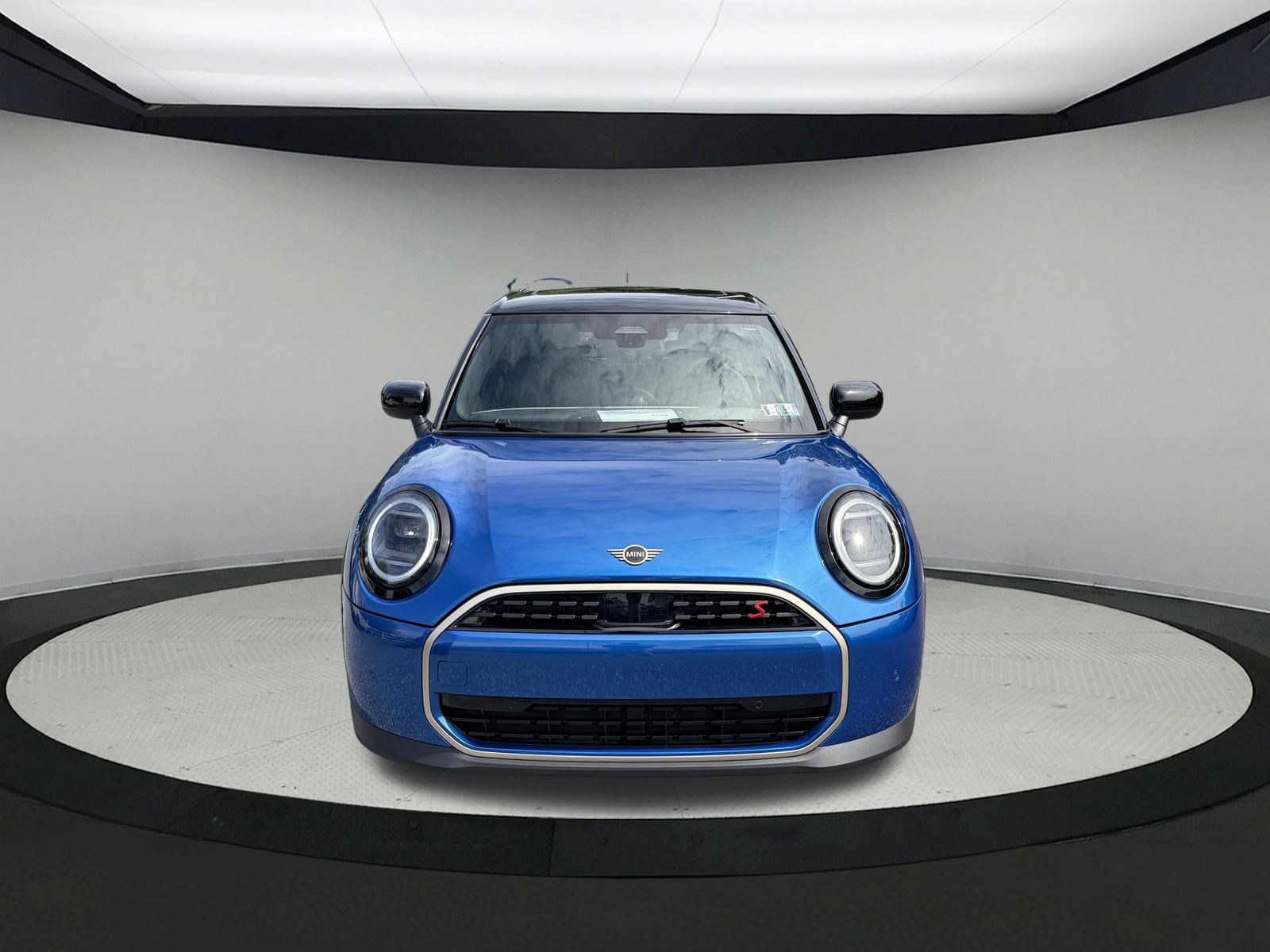 Used 2025 MINI Cooper S FWD image 2