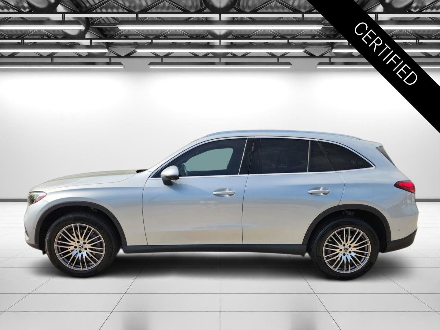 Used 2026 Mercedes-Benz GLC 300 image 6