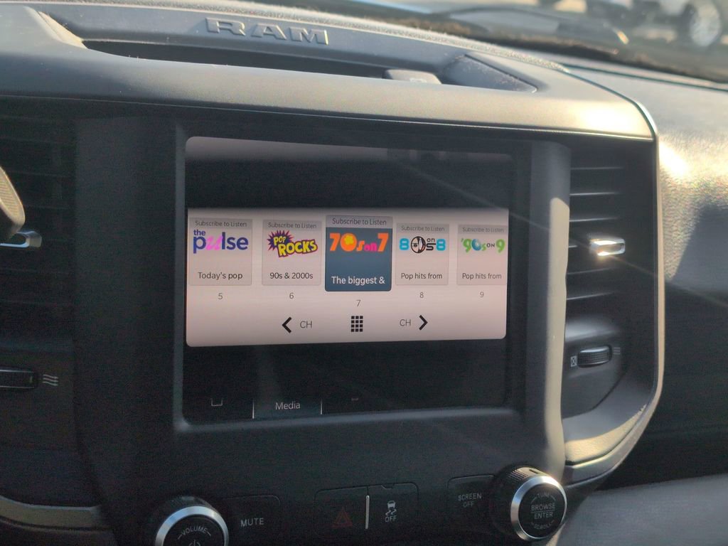 Used 2024 RAM 2500 Tradesman w/ Chrome Appearance Group image 11