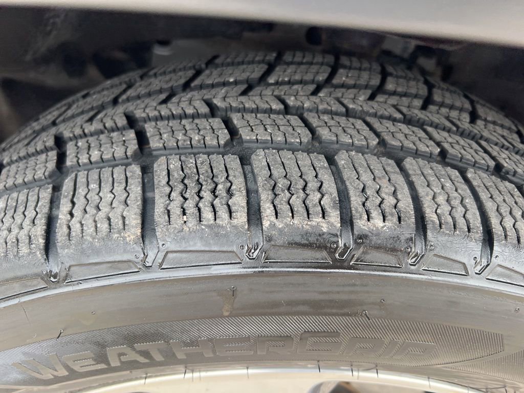 Used 2019 Jeep Cherokee Limited image 50