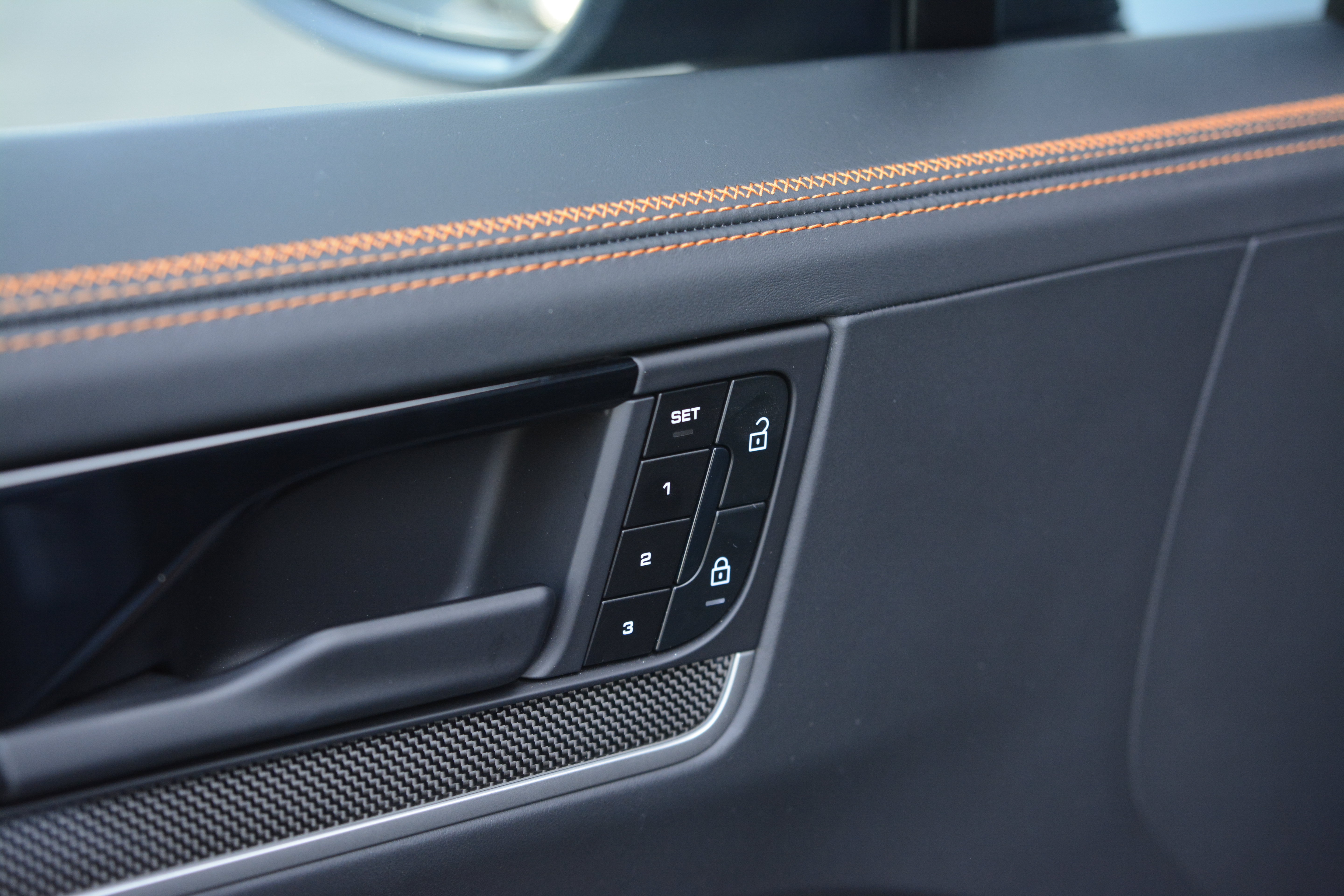 Certified 2025 Porsche Cayenne S AWD/4WD image 14
