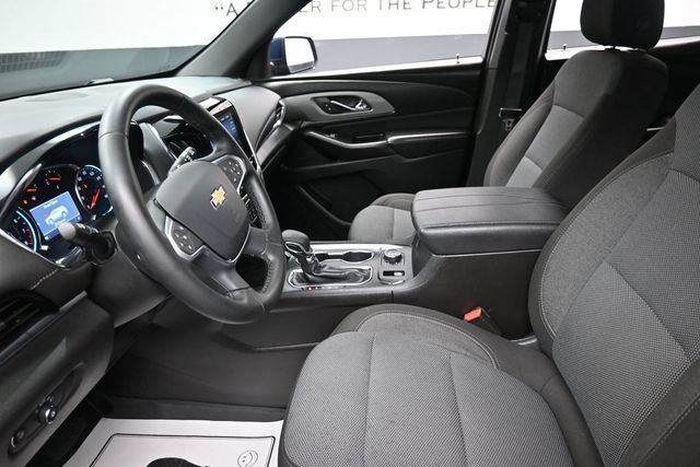 Used 2023 Chevrolet Traverse LT FWD image 16
