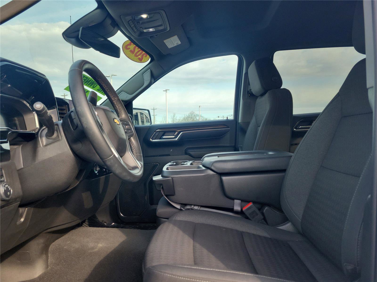 Used 2023 Chevrolet Silverado 1500 LT image 15