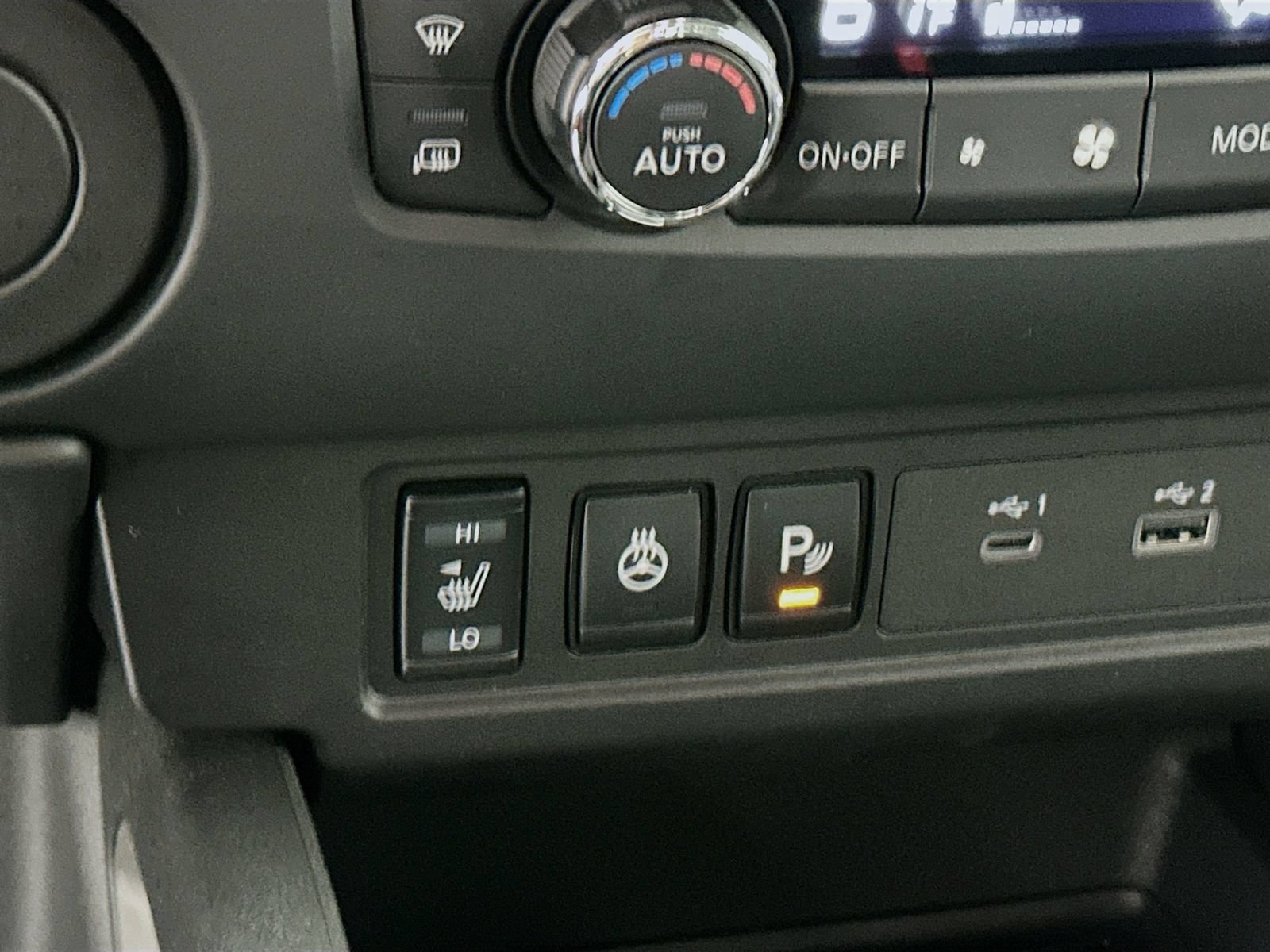 Certified 2024 Nissan Frontier SL w/ Technology Package RWD image 20