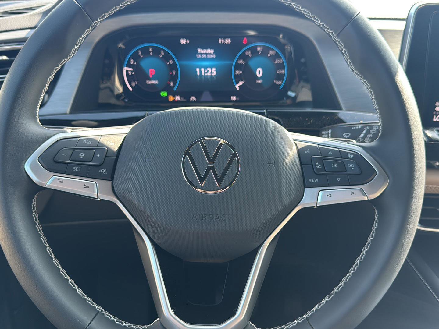 New 2026 Volkswagen Atlas Cross Sport SE image 18