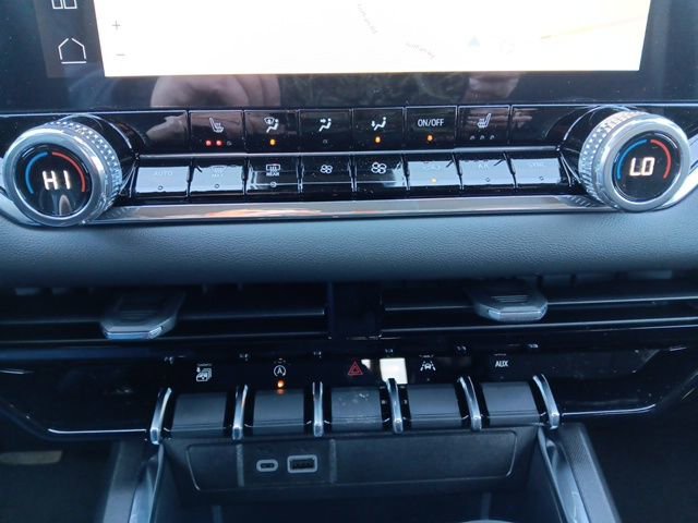 New 2026 GMC Canyon Elevation w/ Convenience Package image 10