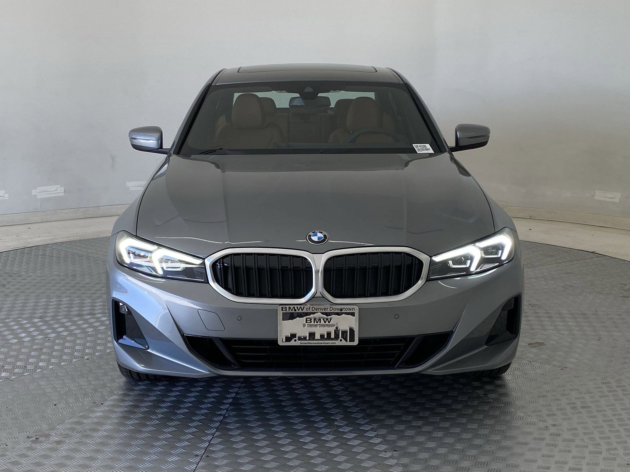 Used 2025 BMW 330i xDrive Sedan w/ Convenience Package image 5