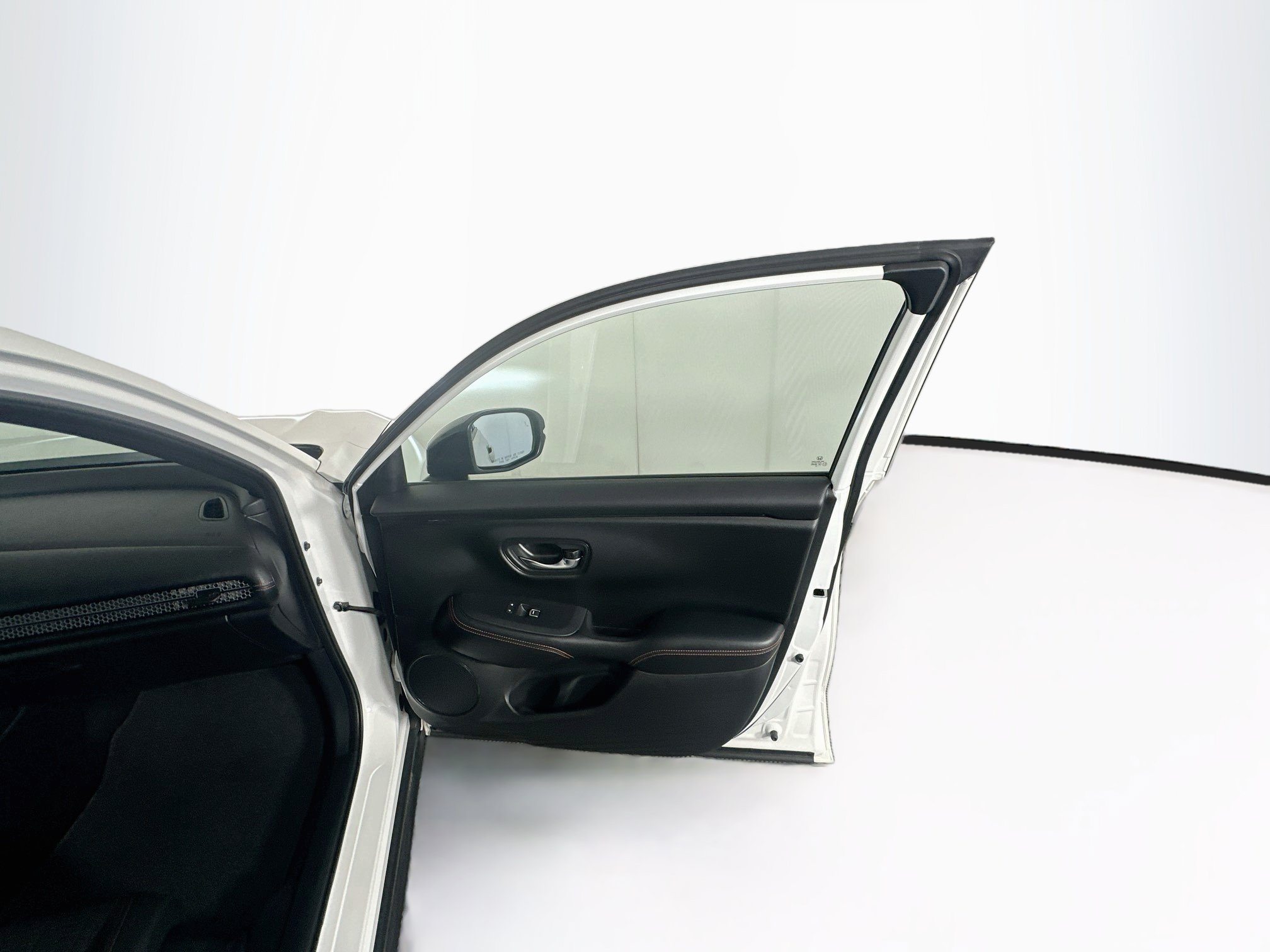 Used 2023 Honda HR-V Sport image 30