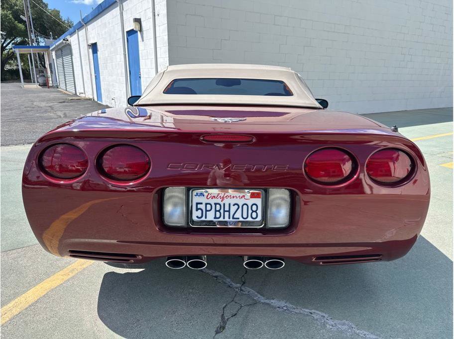 Used 2003 Chevrolet Corvette Coupe w/ Preferred Equipment Group1 RWD image 8