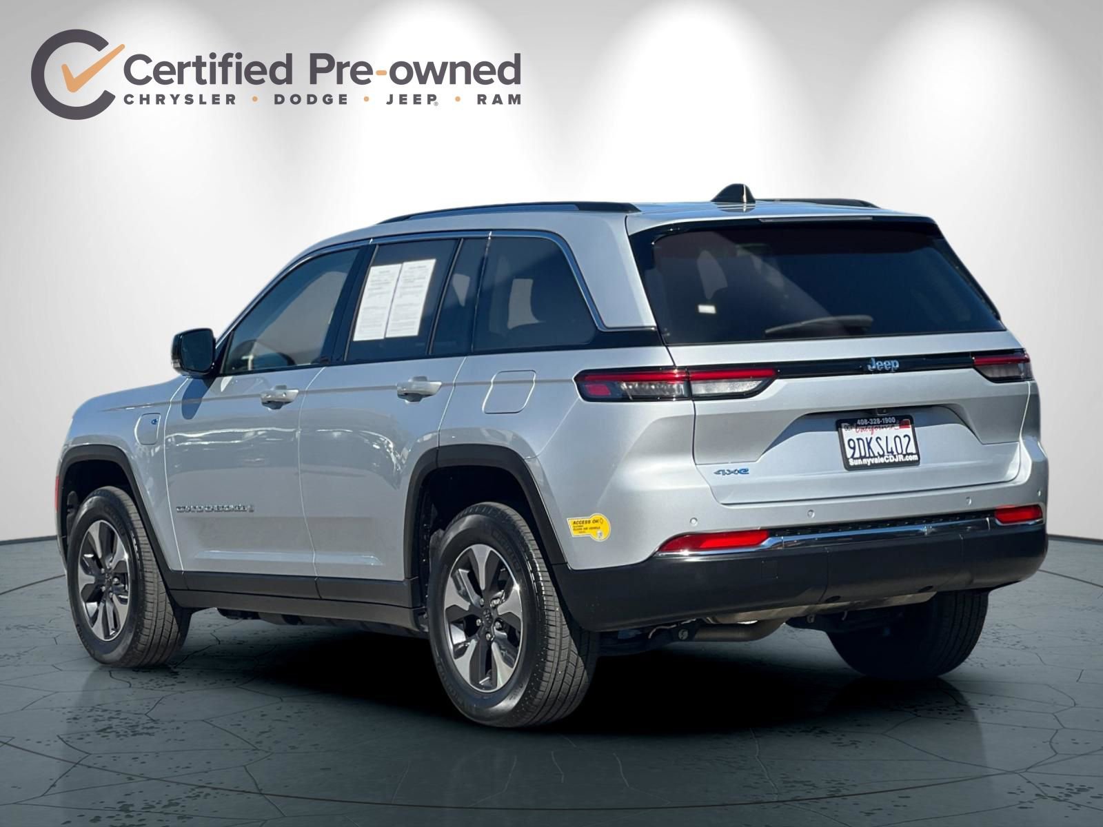 Certified 2022 Jeep Grand Cherokee Limited 4xe image 6
