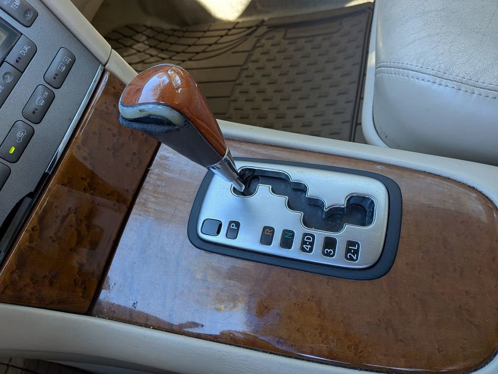 Used 2005 Lexus ES 330 image 25