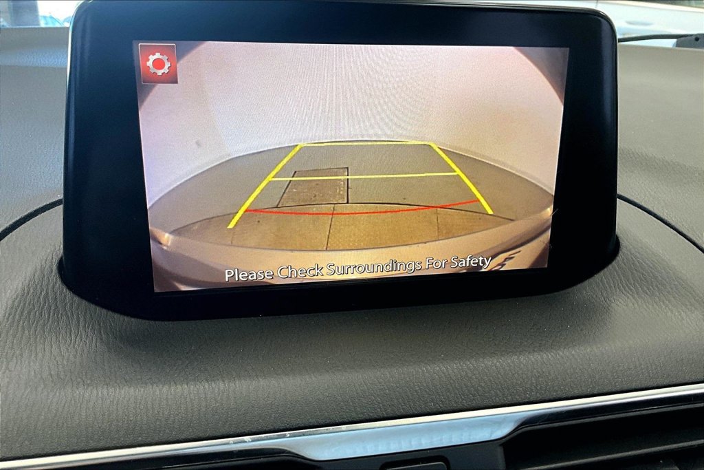 Used 2017 MAZDA MAZDA3 Grand Touring FWD image 23