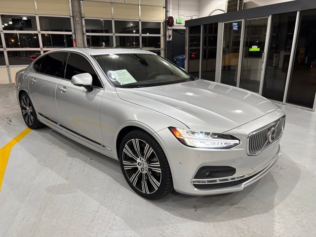 Used 2022 Volvo S90 B6 Inscription w/ Advanced Package image 8