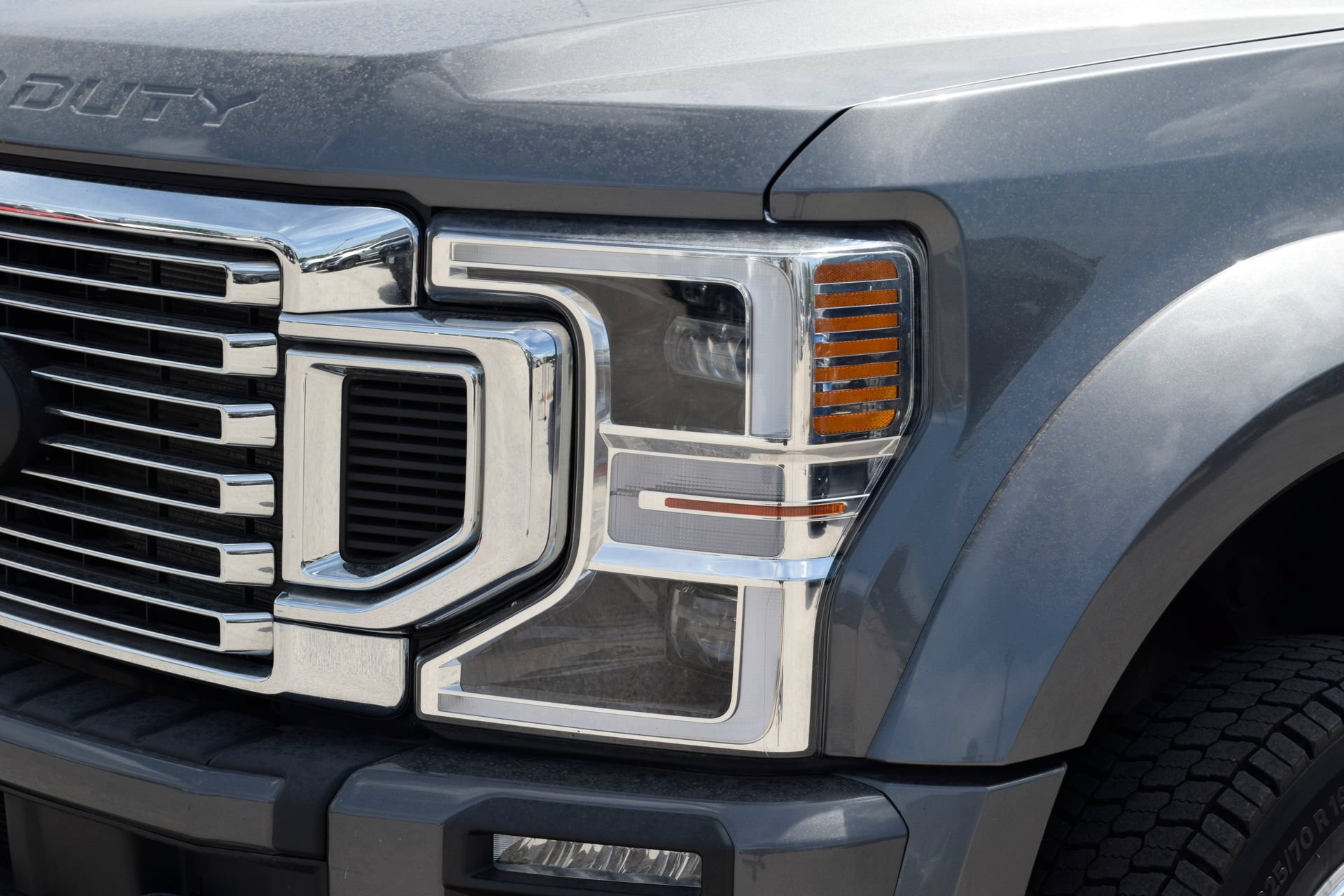 Used 2022 Ford F450 Platinum w/ FX4 Off-Road Package AWD/4WD image 24
