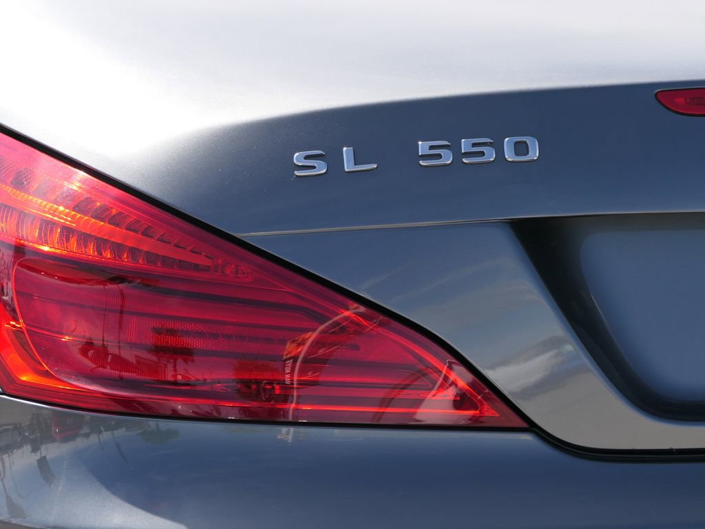 Used 2019 Mercedes-Benz SL 550 image 6