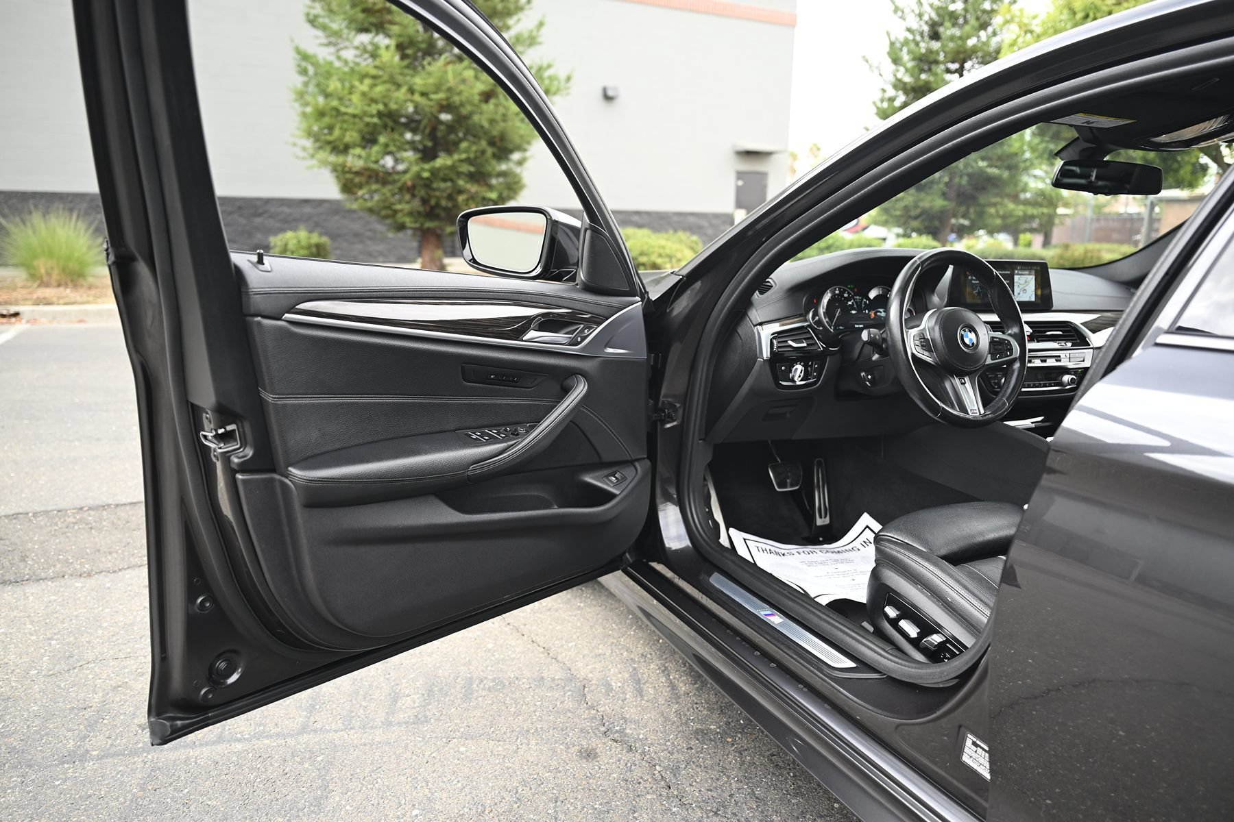Used 2018 BMW 540i xDrive AWD/4WD image 19