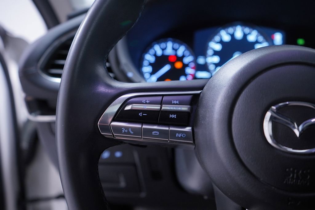 Used 2023 MAZDA MAZDA3 s image 20