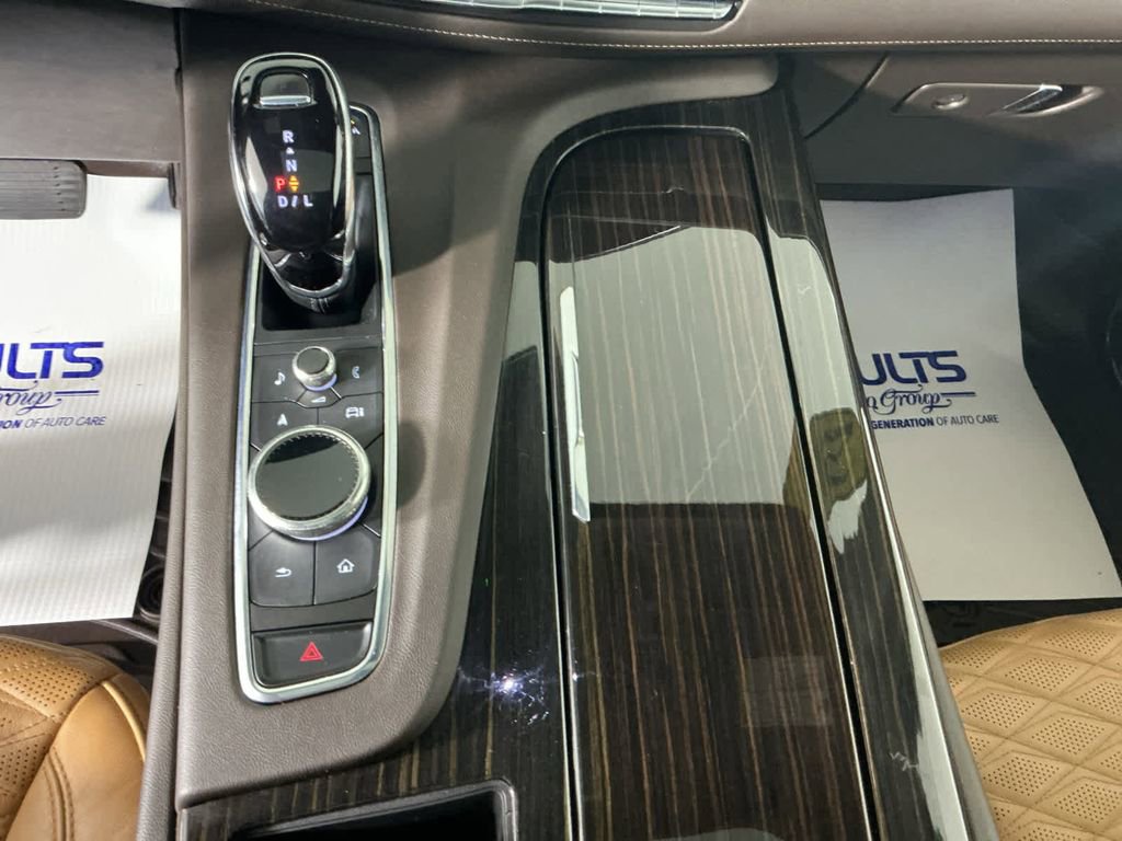 Used 2022 Cadillac Escalade Premium Luxury image 49