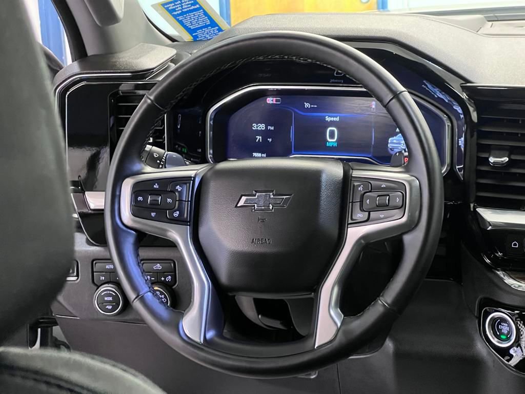 Used 2025 Chevrolet Silverado 1500 RST image 18