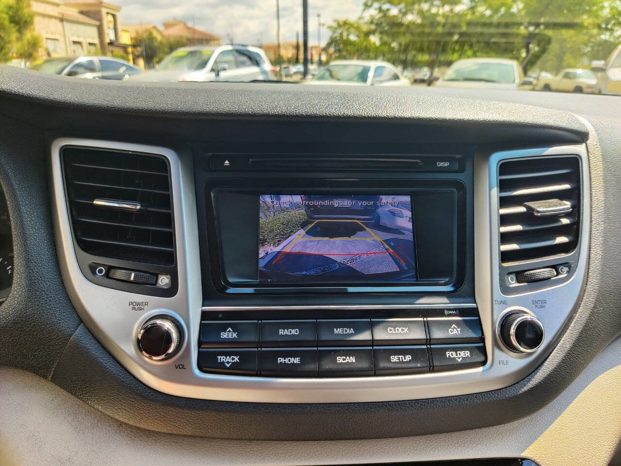 Used 2017 Hyundai Tucson SE image 12